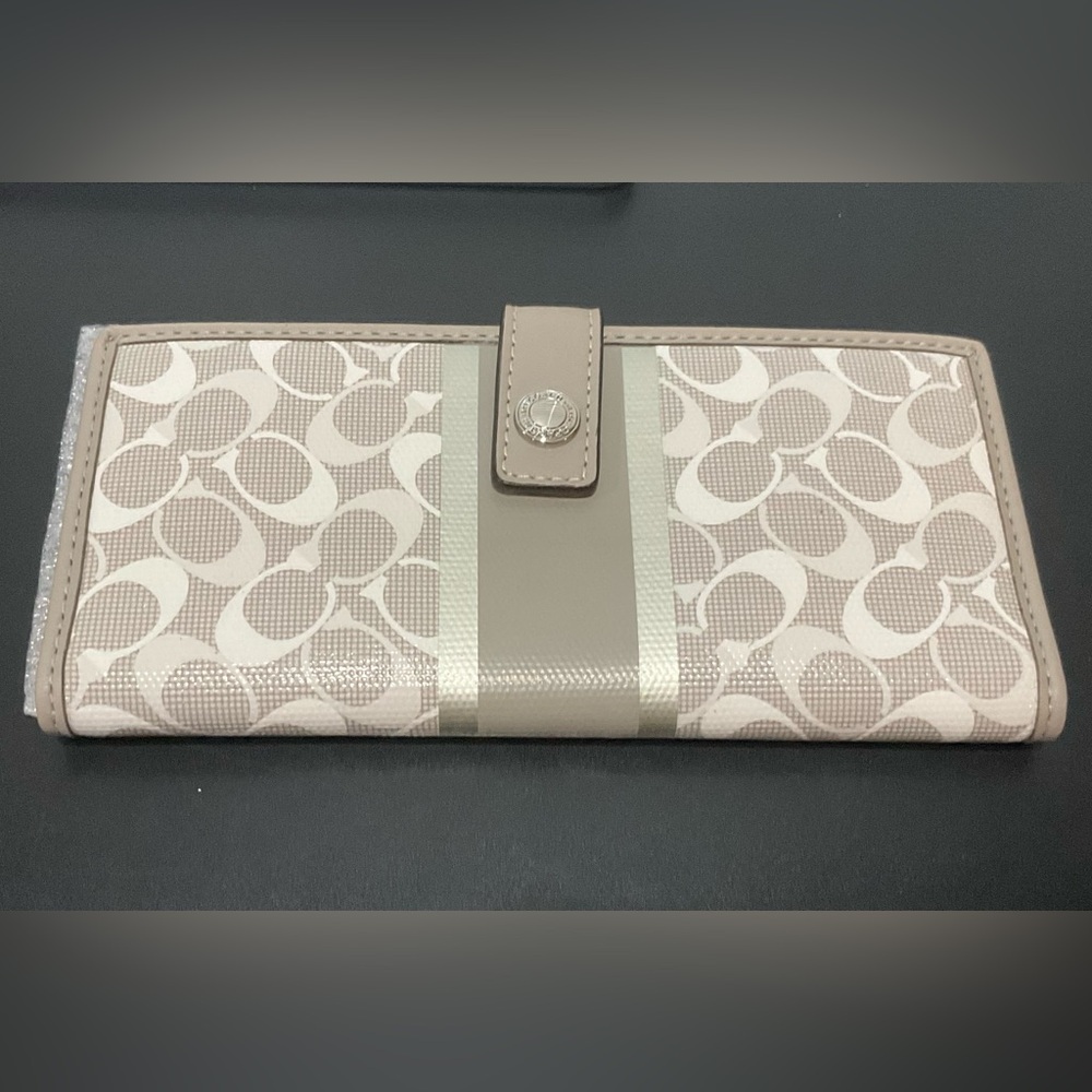 Coach Factory Wallet NWT Grey ID Window Bifold